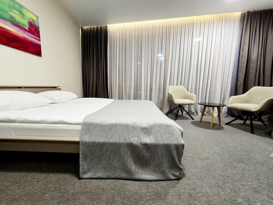 Bed, Photo of the whole room