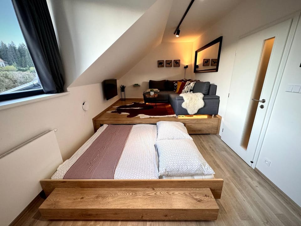Bed, Living room, Bedroom