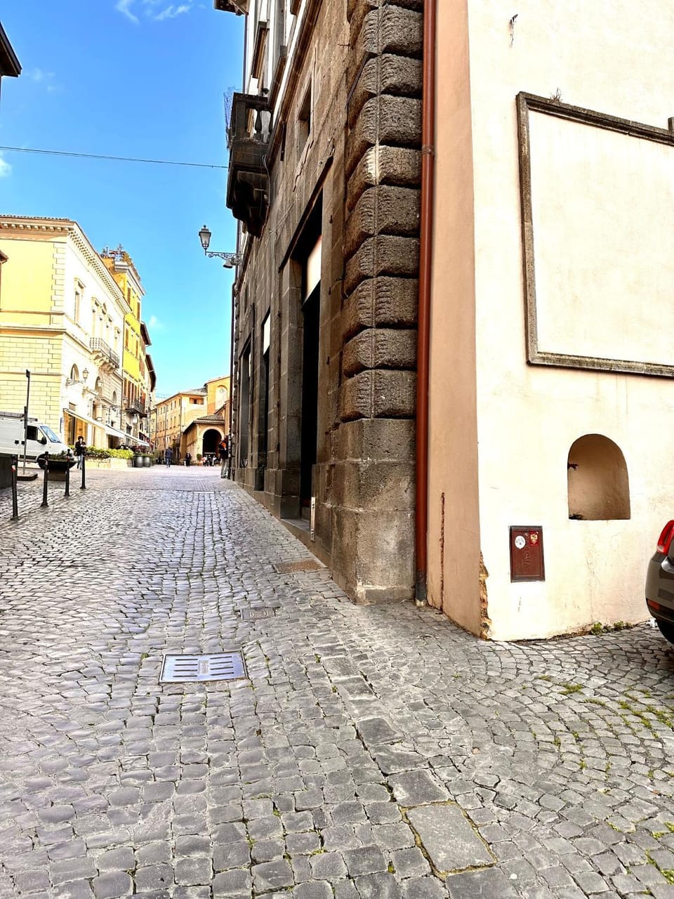 Neighbourhood, City view, Street view, Location