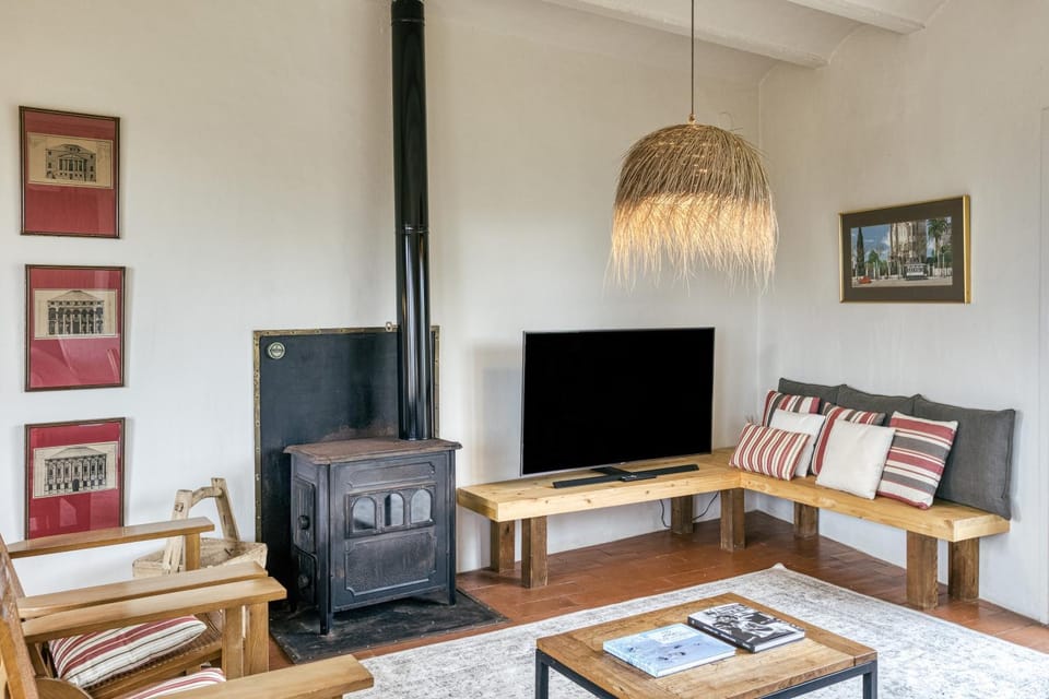 Property building, Living room