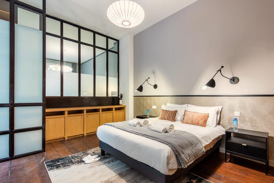 Bed, Bedroom