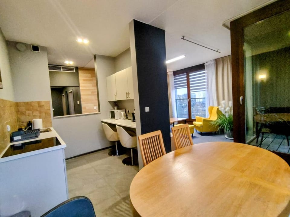 Kolejowa Komfort z parkingiem Apartment in Warsaw