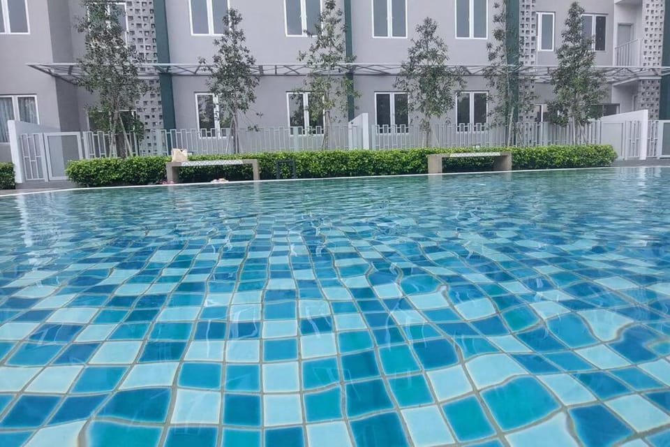 Tangerine Suite @ Near KLIA @ERL Apartment in Selangor, Malaysia