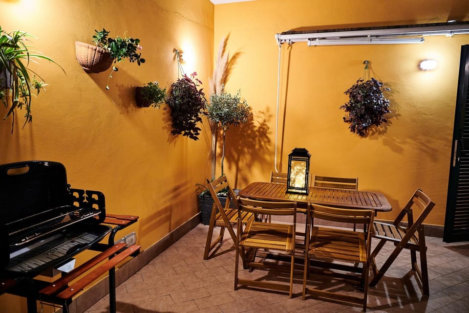 BBQ facilities, Balcony/Terrace