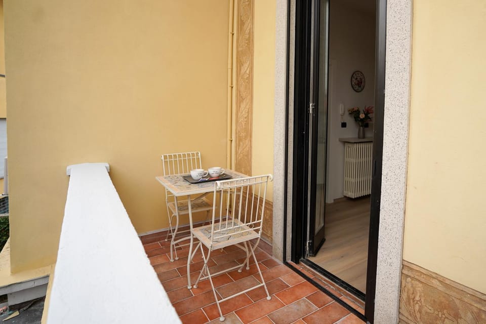 Balcony/Terrace, Dining area