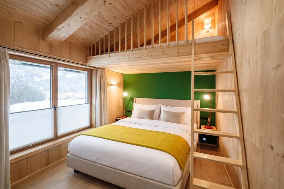 Bed, Photo of the whole room