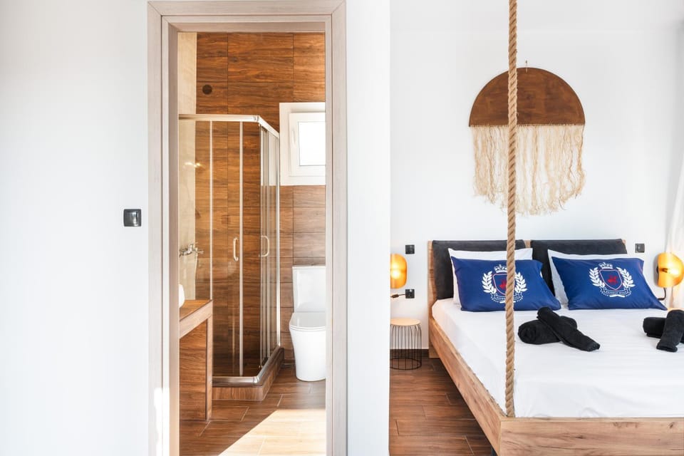 Living room, Bedroom
