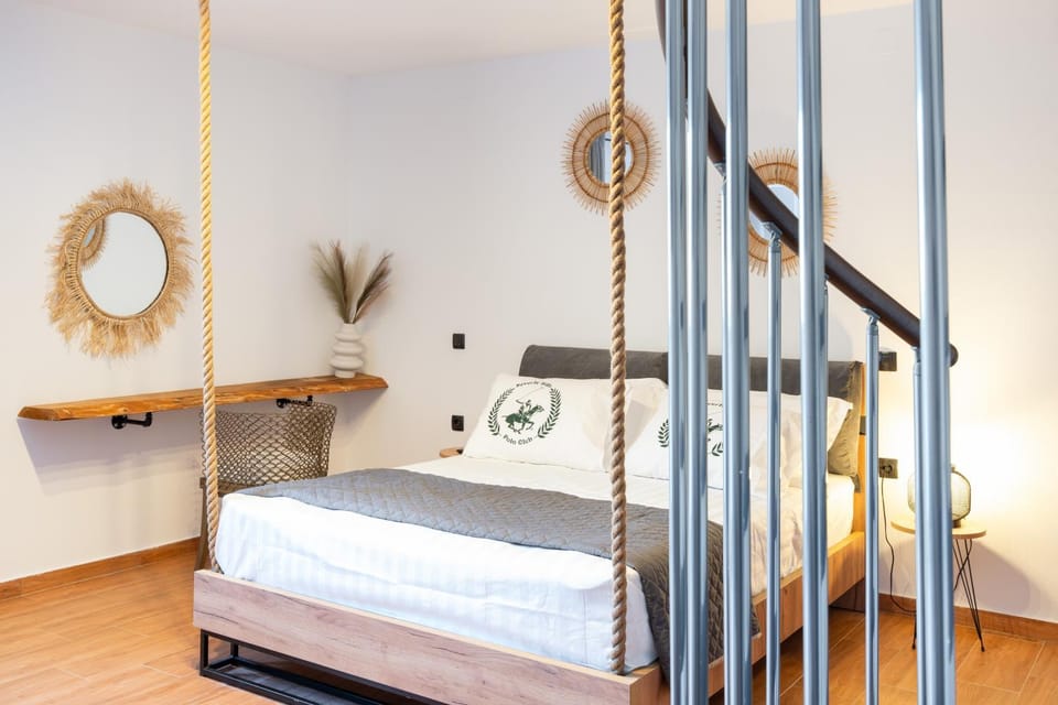 Living room, Bedroom