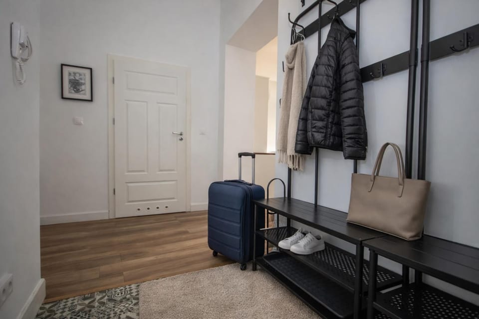 Photo of the whole room, wardrobe