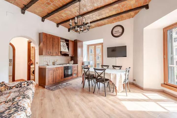 Kitchen or kitchenette, Living room, Dining area