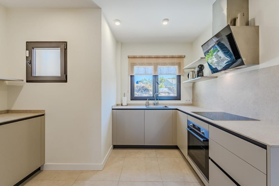 Exclusive new Townhouse in Playa Paraiso House in Canary Islands