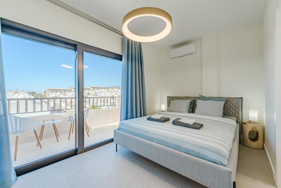 Exclusive new Townhouse in Playa Paraiso House in Canary Islands