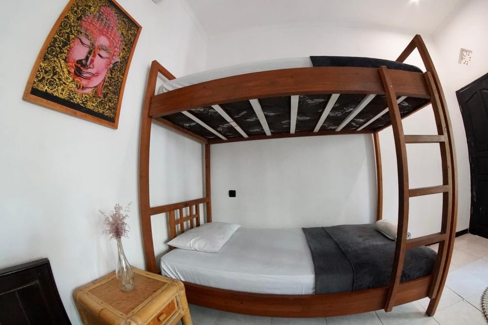 Jepun Villas 10 - One Bedroom with 3 beds and kitchen Apartment in Bali