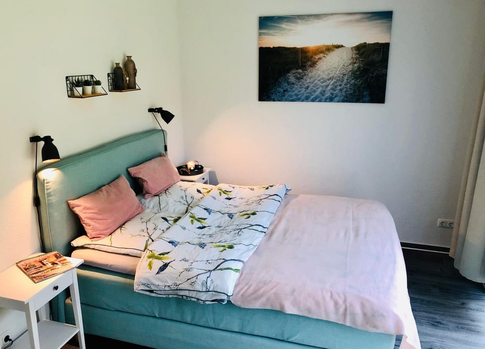 Living room, Bedroom