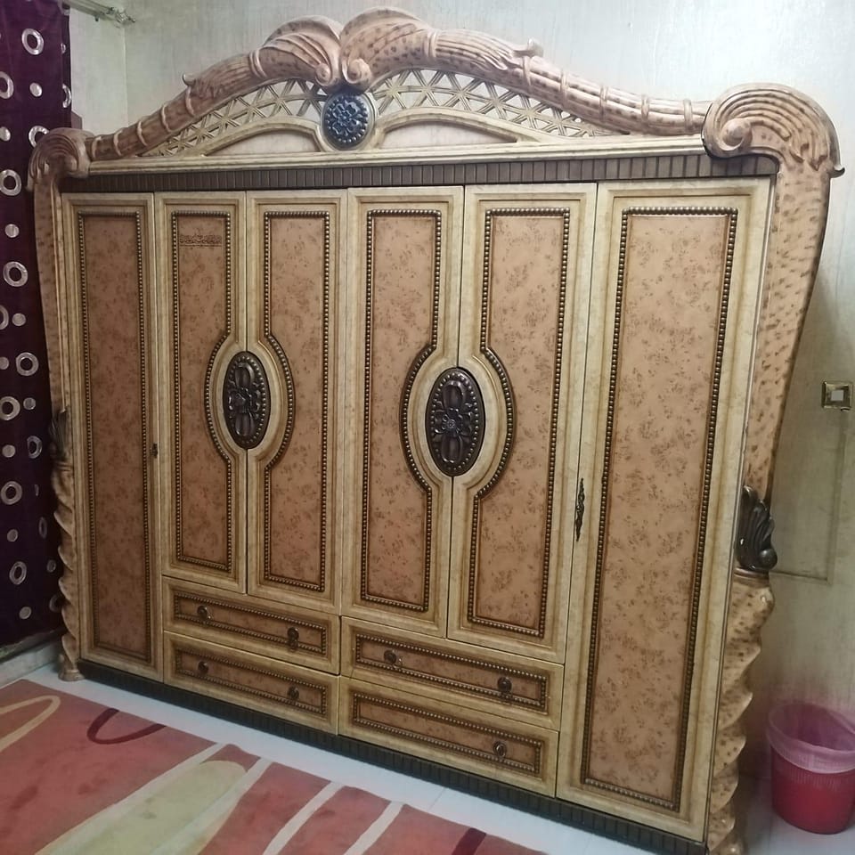 wardrobe