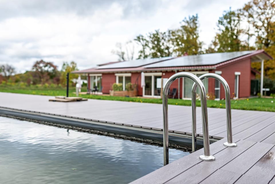 Property building, Swimming pool