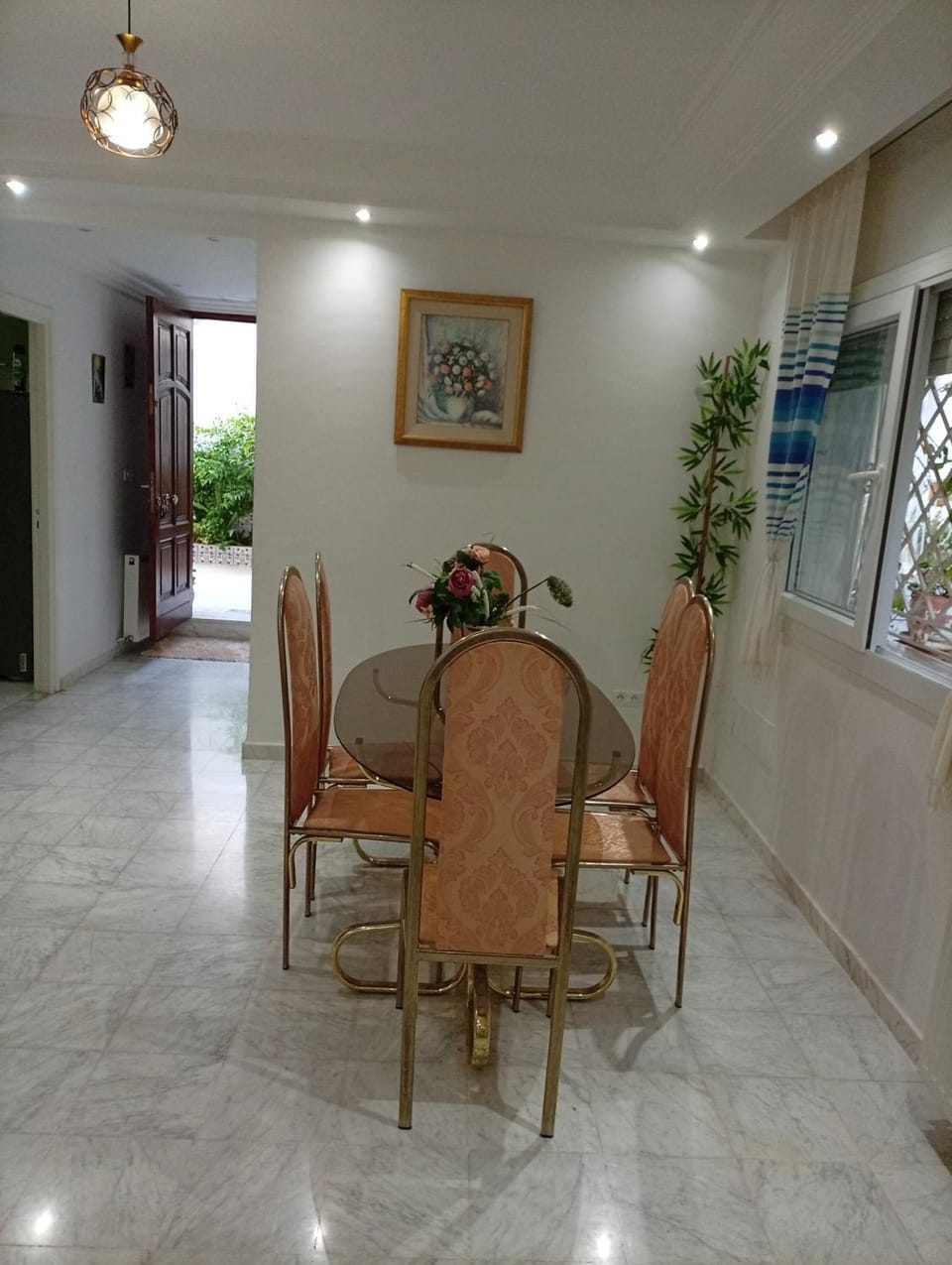 Villa Chic Garden & Parking -10 mn Airport Villa in Tunis Governorate, Tunisia