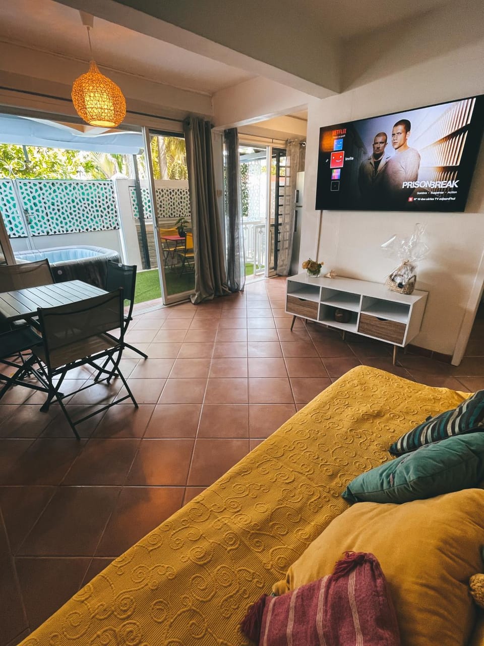 Plage St-Anne T2 rdc Apartment in Sainte-Anne