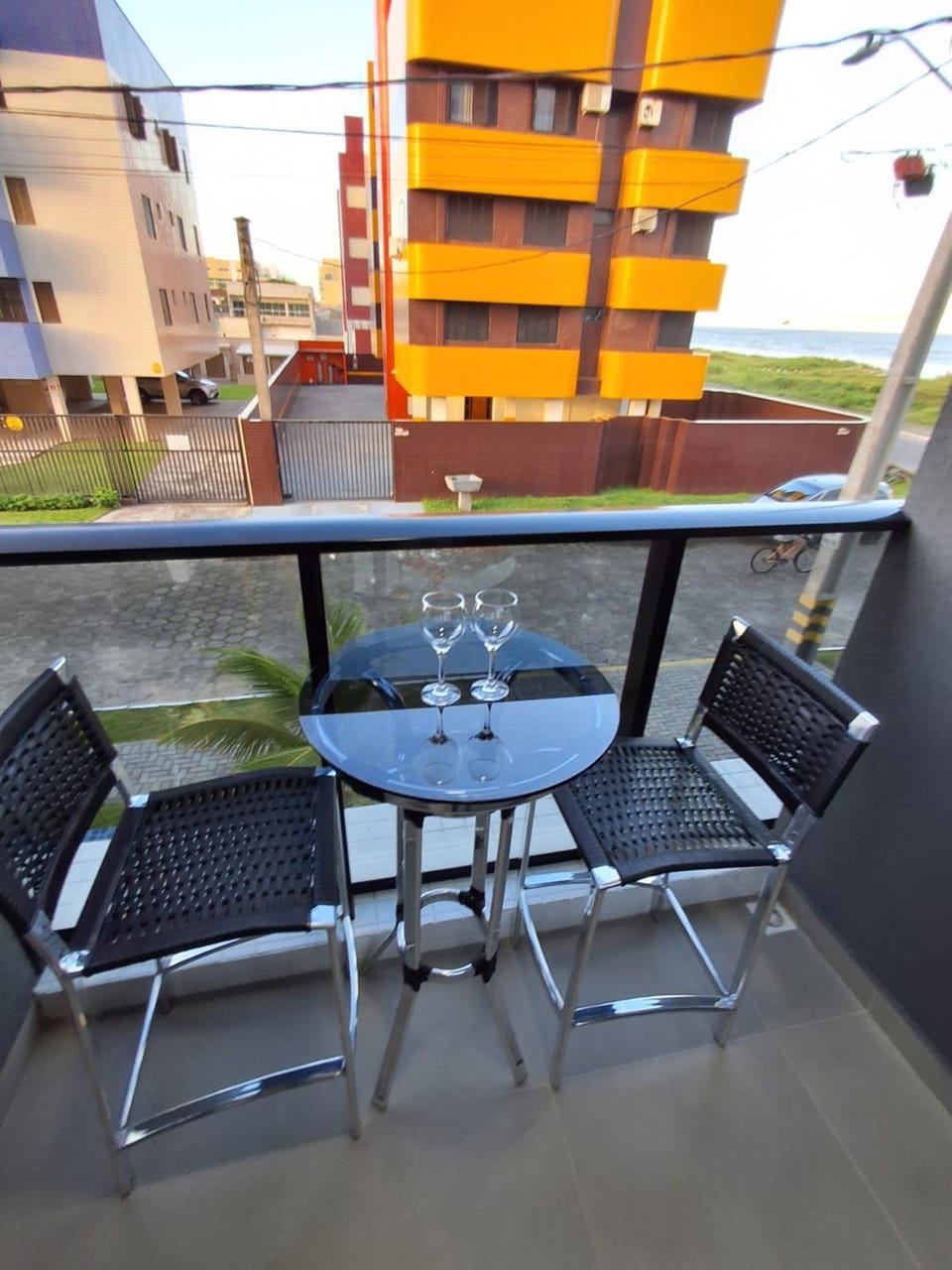 Studio 110 Maravilhoso Vista Mar com Piscina Apartment in State of Paraná