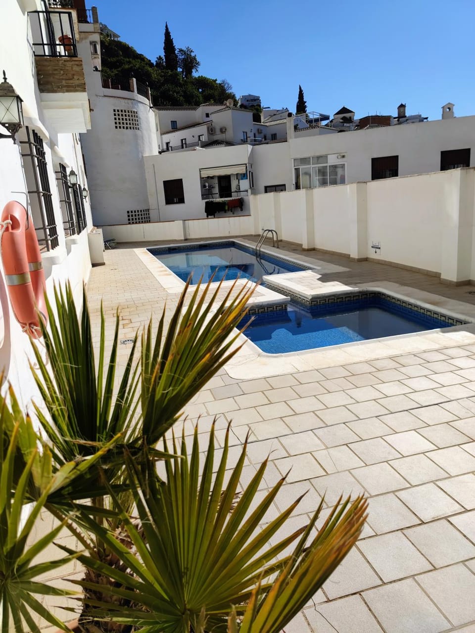 Property building, Pool view, Swimming pool, Swimming pool