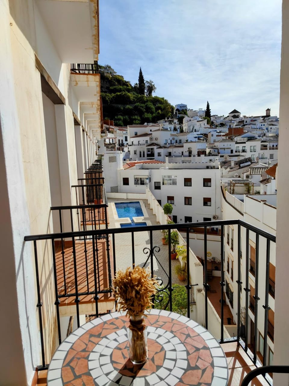 Property building, View (from property/room), Balcony/Terrace, Pool view, Swimming pool