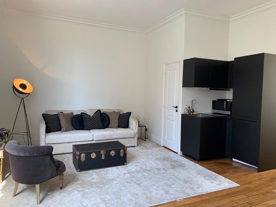 Superbe appartement Tour Eiffel Apartment in Paris