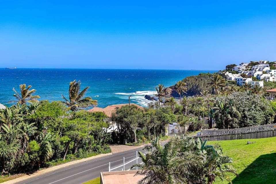 Les Dauphine 3 - Premier Beach Front Apartment Apartment in Dolphin Coast