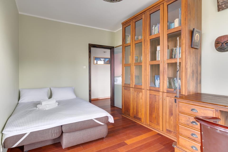 Bed, Photo of the whole room, Bedroom, wardrobe