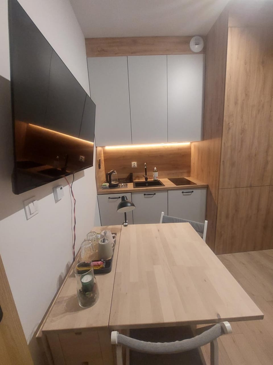 TV and multimedia, Kitchen or kitchenette