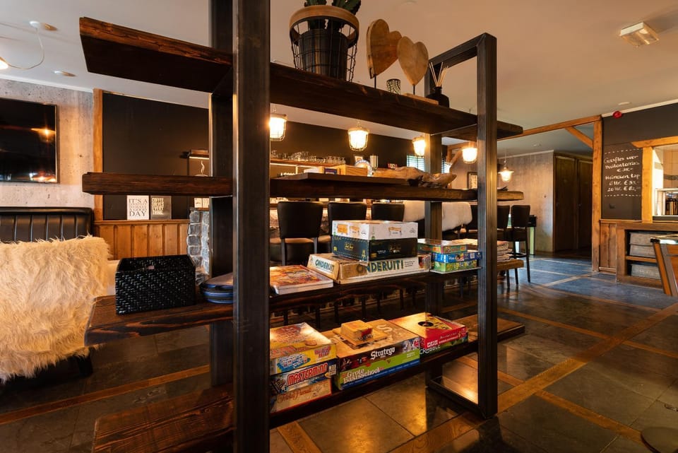 Lounge or bar