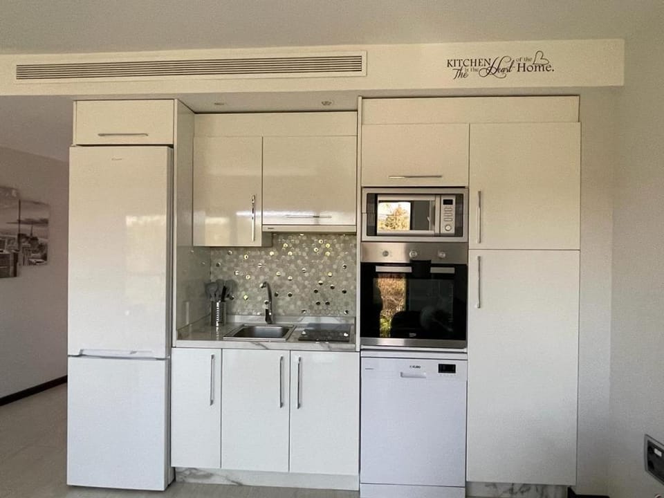 TECNOCORDOBA II aparcamiento privado gratuito y piscina Apartment in Andalusia