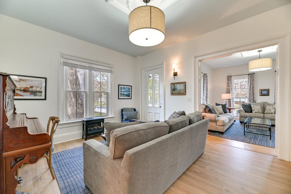 Spacious Naples Vacation Rental w/ Private Hot Tub House in Finger Lakes
