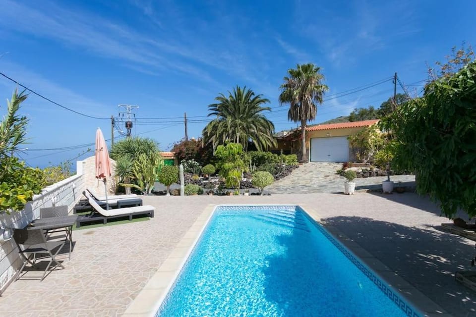 Beautiful villa with stunning view House in Canary Islands