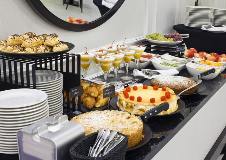 Food and drinks, Food, Breakfast, Buffet breakfast