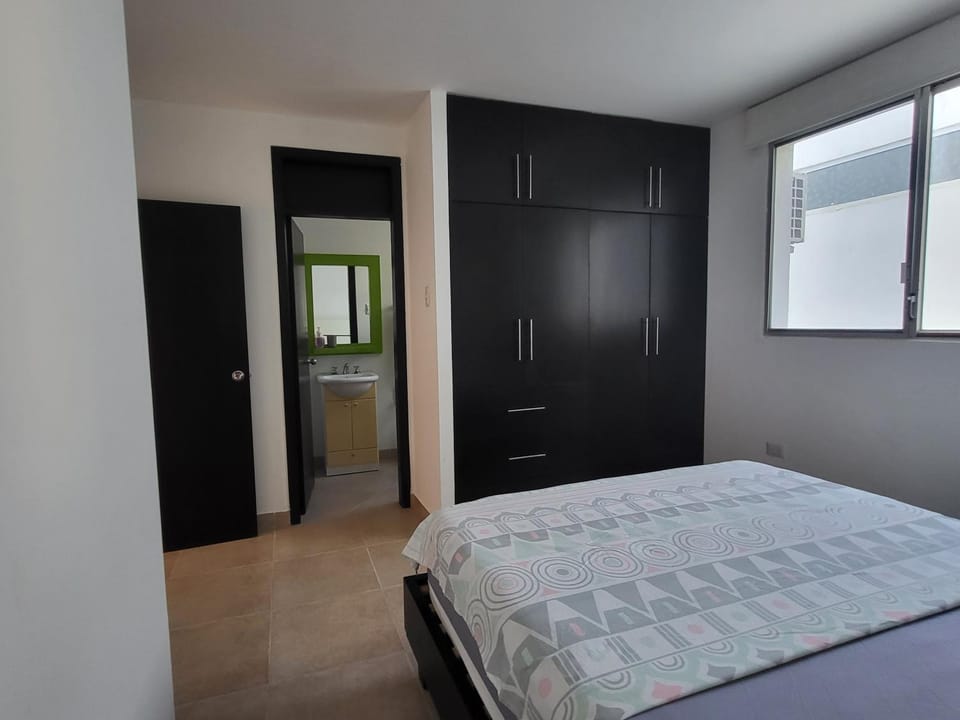 Bed, Bathroom, Photo of the whole room, Bedroom, wardrobe