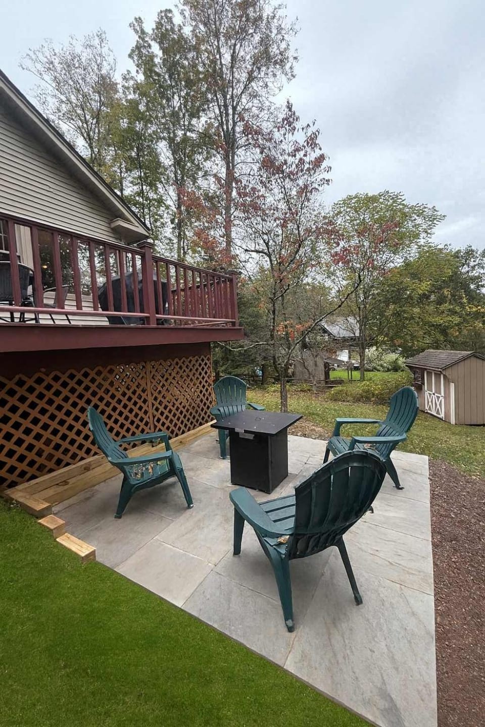Berkshire Vacation Rentals: Great Barrington Walkable To Lake And Town House in Great Barrington