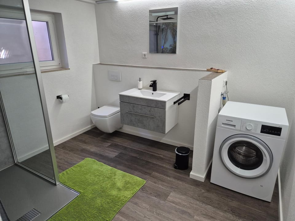 Bathroom, washing machine