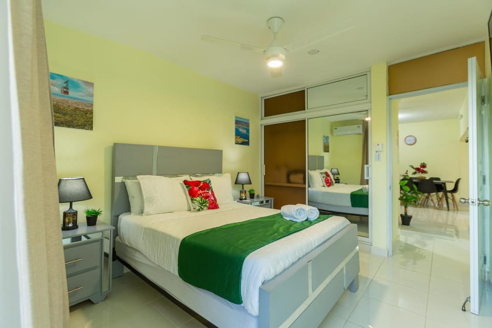 Air-conditioning , BBQ, Downtown city, just 3 minutes from the cable car and the beach Apartment in Puerto Plata
