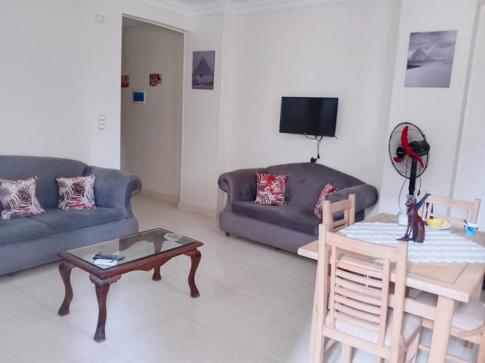 TV and multimedia, Living room, Dining area