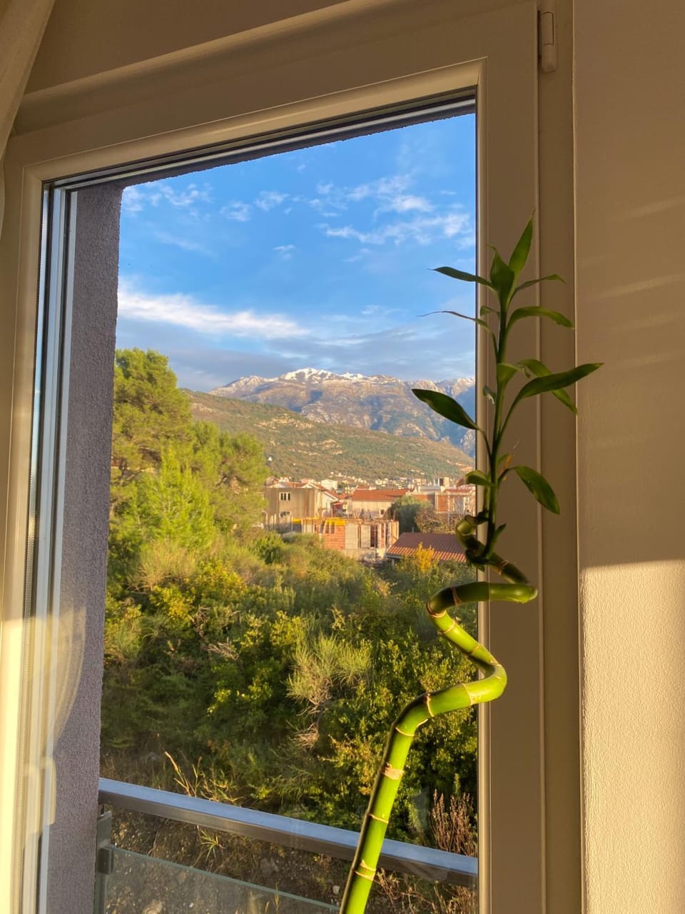 Sunny apartment in Tivat Apartment in Kotor Municipality