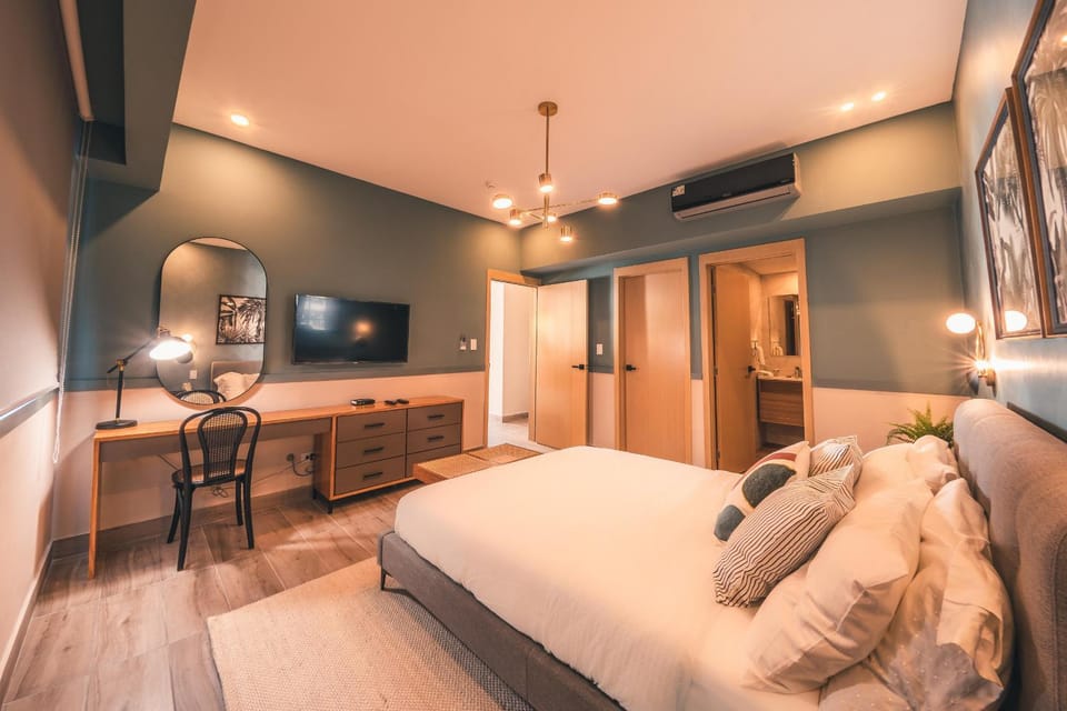 Breakfast Included at Regatta Living 802 Apartment in Santo Domingo