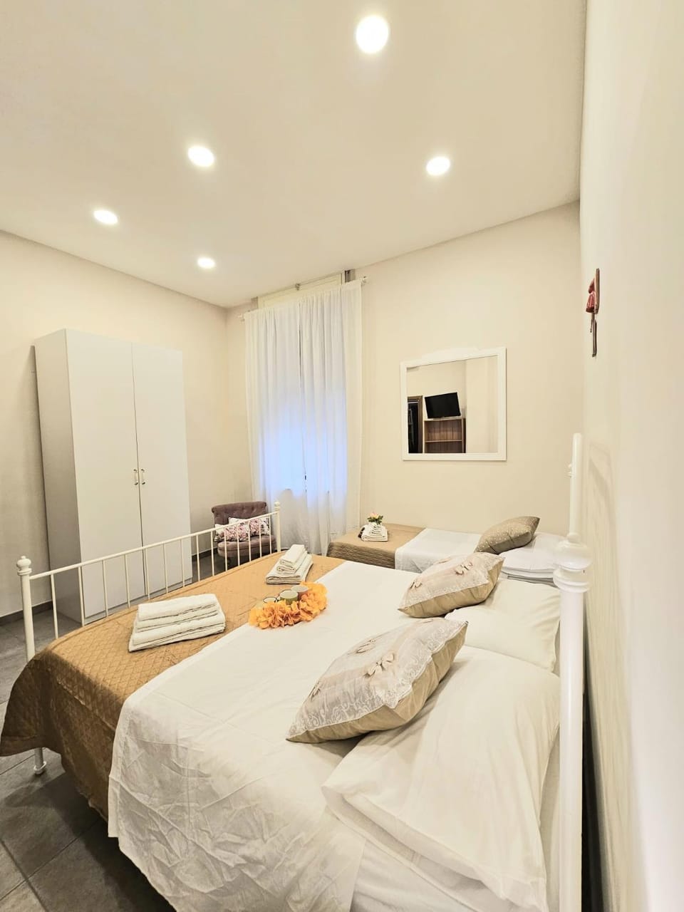 Bed, Photo of the whole room, Bedroom, towels, wardrobe