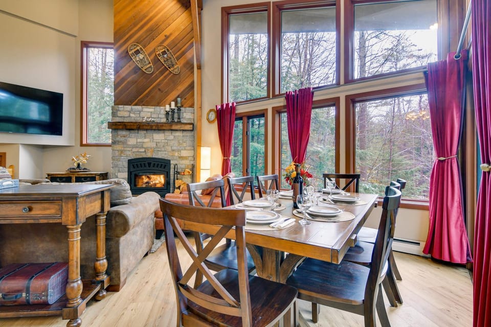 Ski & Golf: Cozy North Conway Mountain Cabin! Cabin in North Conway