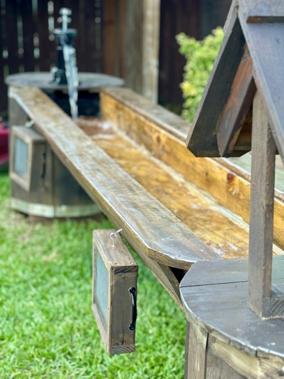 Askews Getaway Lakeside Cabin Cabin in Mississippi