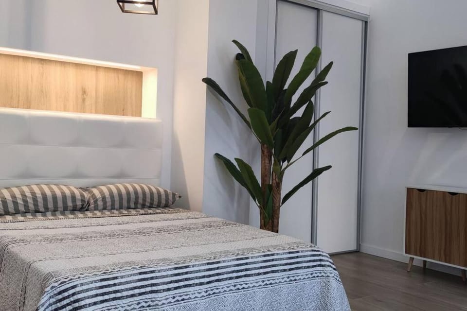 Estudio diseño cerca Ciudad Ciencias VT-55211-V Apartment in Valencia
