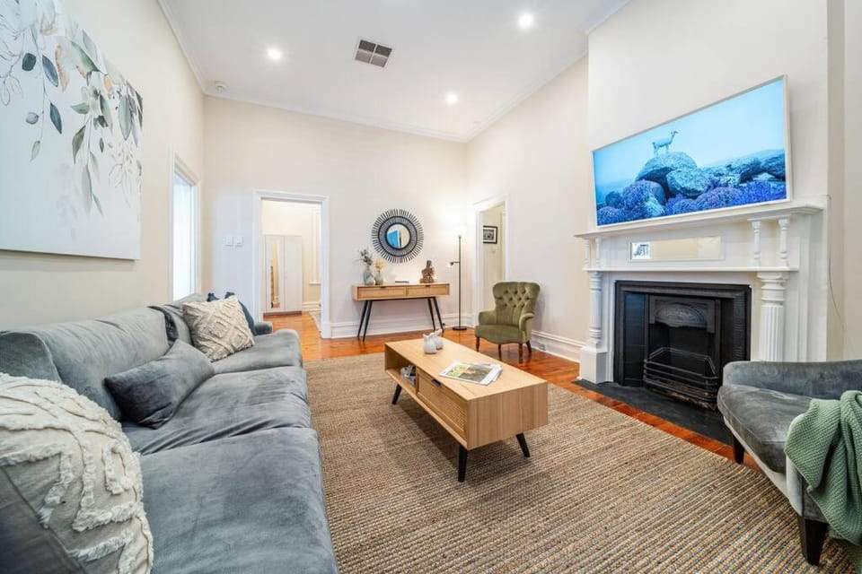 Living room, flat iron
