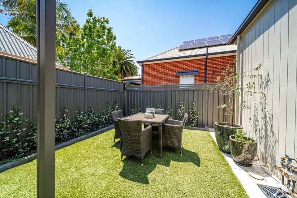 Patio, Garden, Garden view
