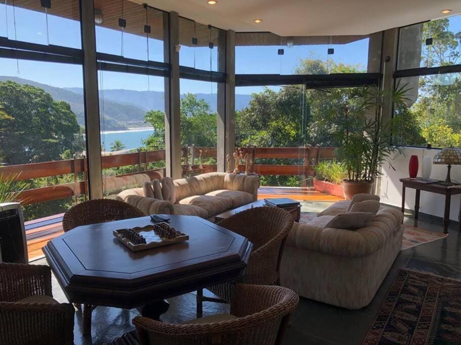 Patio, View (from property/room), Balcony/Terrace, Living room, Seating area, Sea view