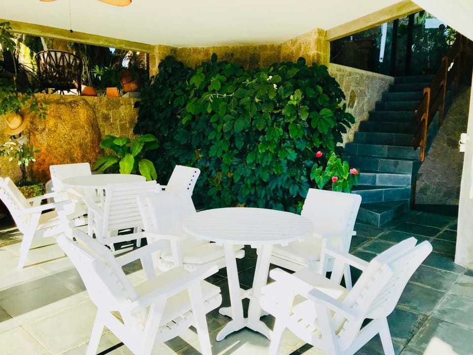 Casa com vista na praia das Toninhas Ubatuba House in State of São Paulo