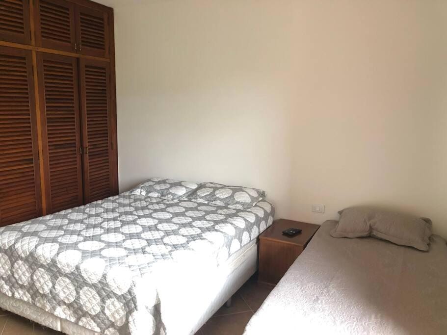 Photo of the whole room, Bedroom